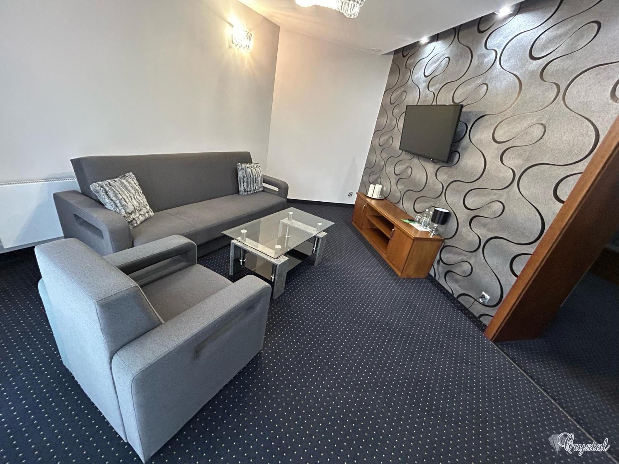 Hotel Crystal Janikowo Ngoại thất bức ảnh