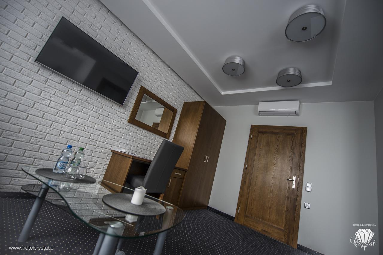 Hotel Crystal Janikowo Ngoại thất bức ảnh